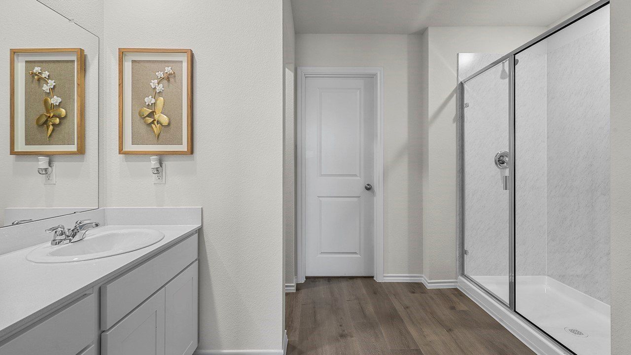 3302 Charleston Drive. Ennis, TX 75119