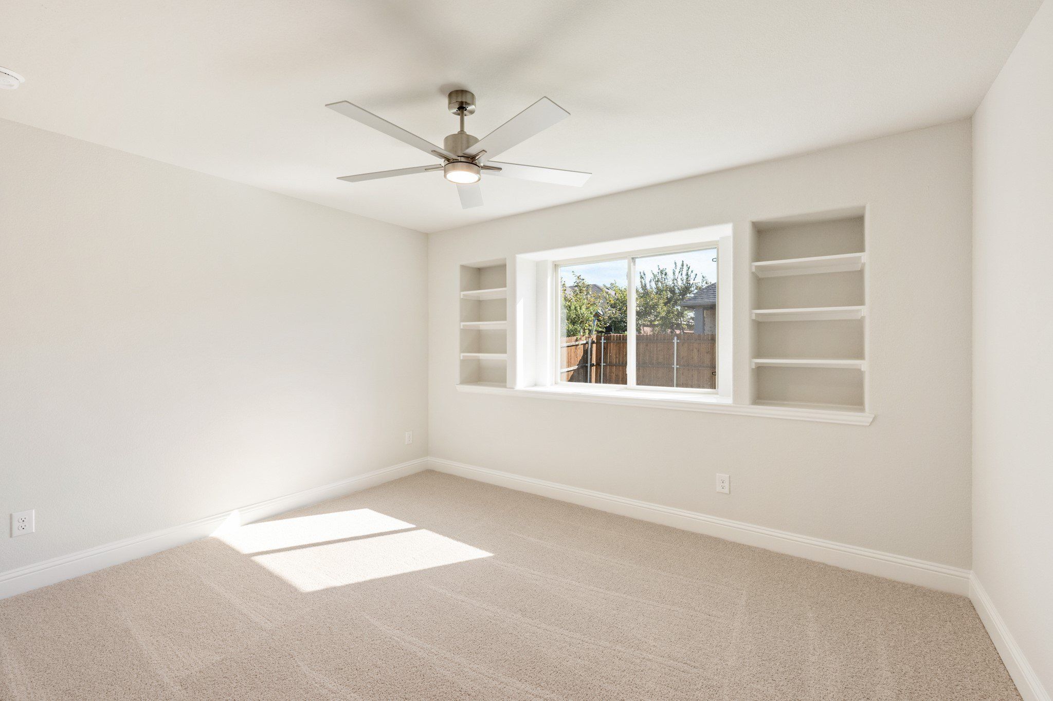 210 Comanche Trail. Alvarado, TX 76009