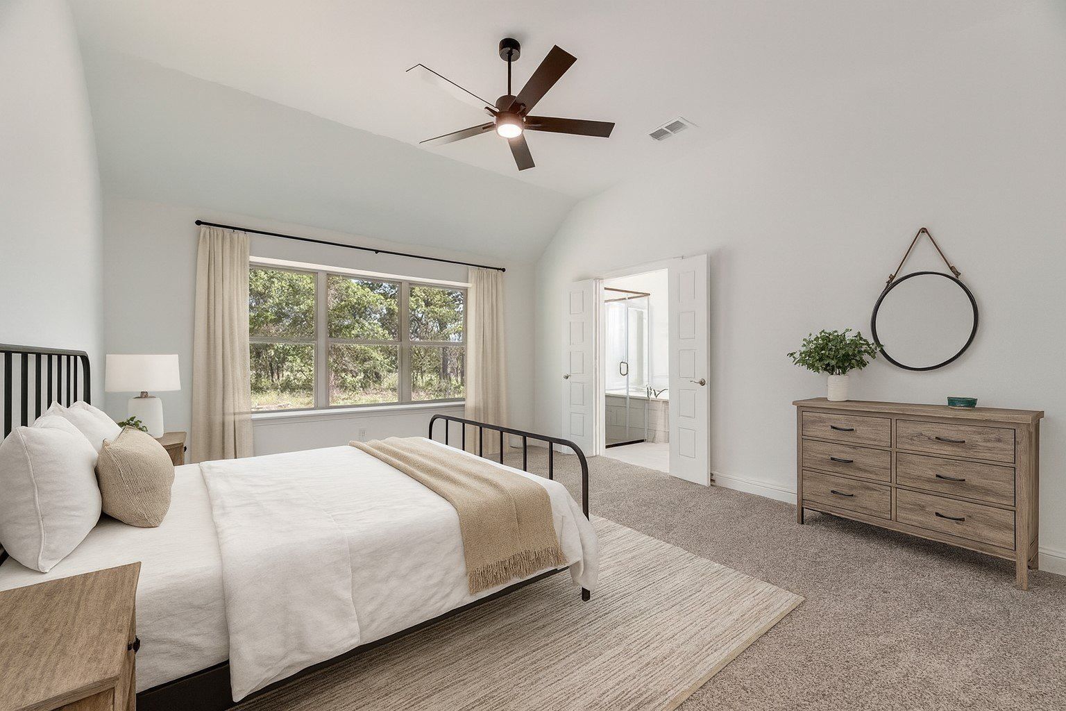 328 Skeen Peak Drive. Springtown, TX 76082