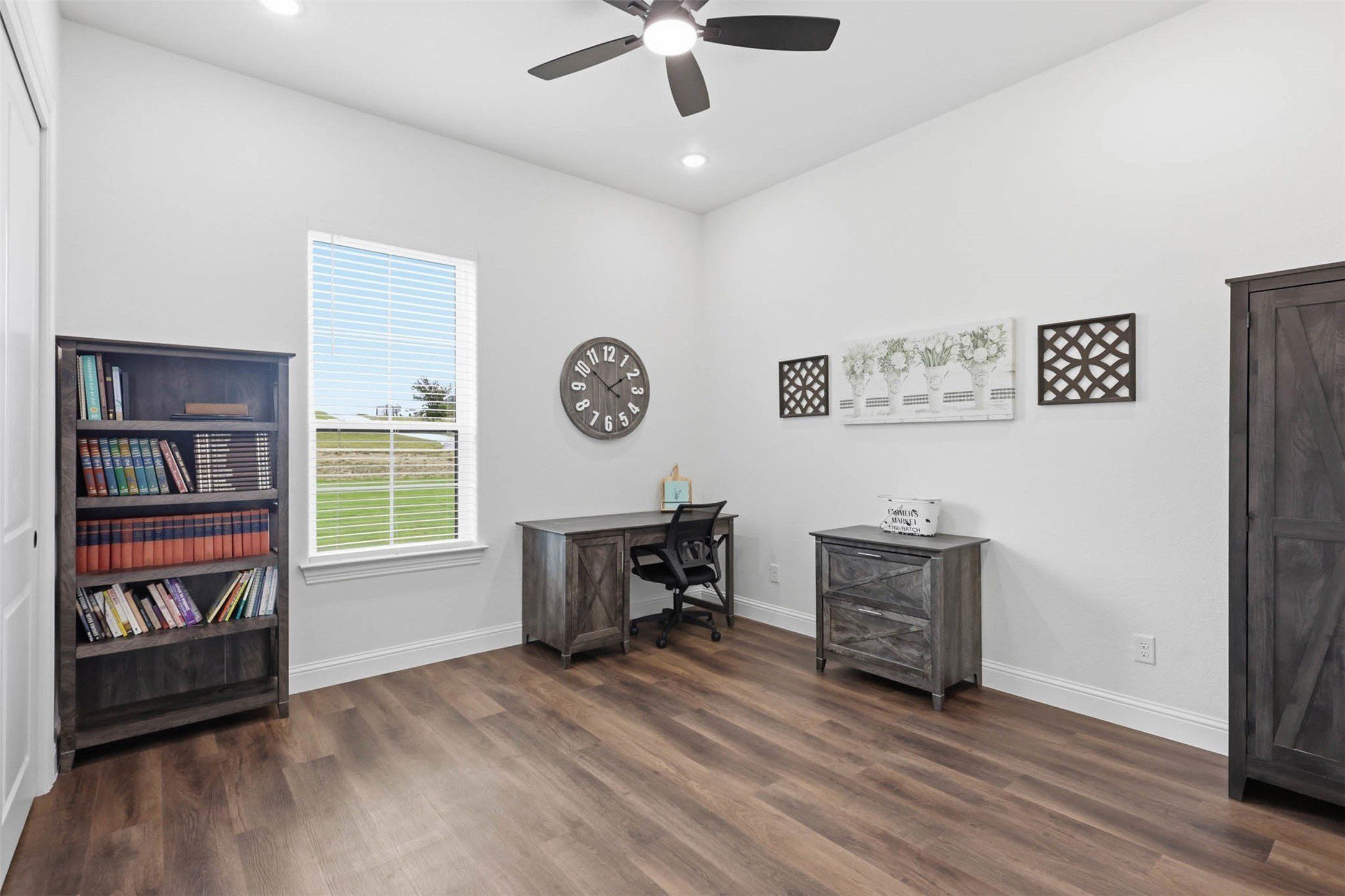 1034 Kingsley Court. Weatherford, TX 76087
