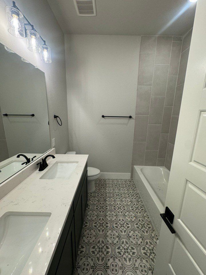 411 Indian Creek Road. Van Alstyne, TX 75495
