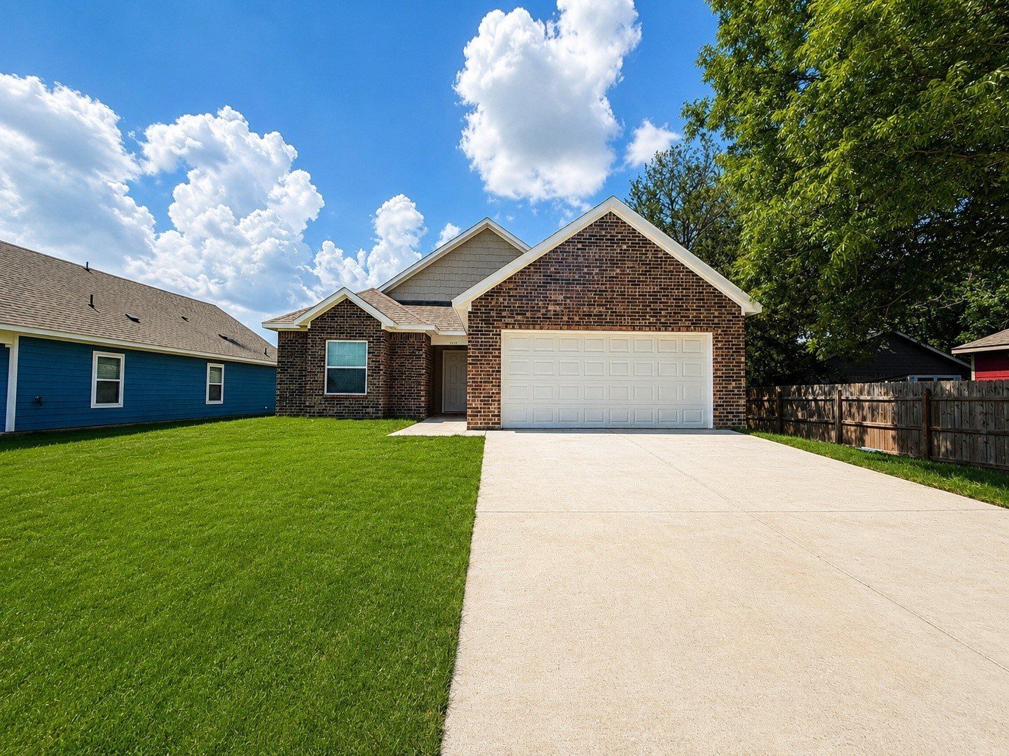 Crockett Drive. Cleburne, TX 76033