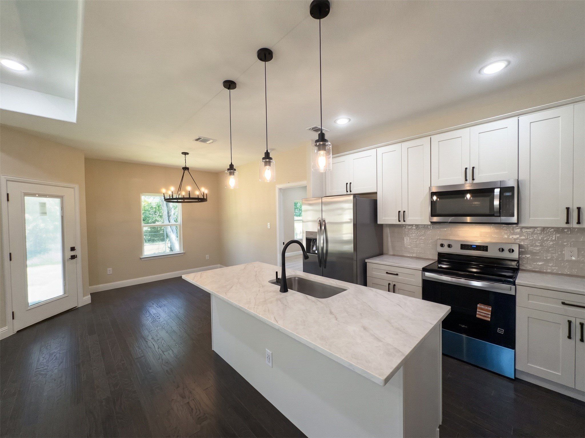 4018 Montana Trail. Granbury, TX 76048