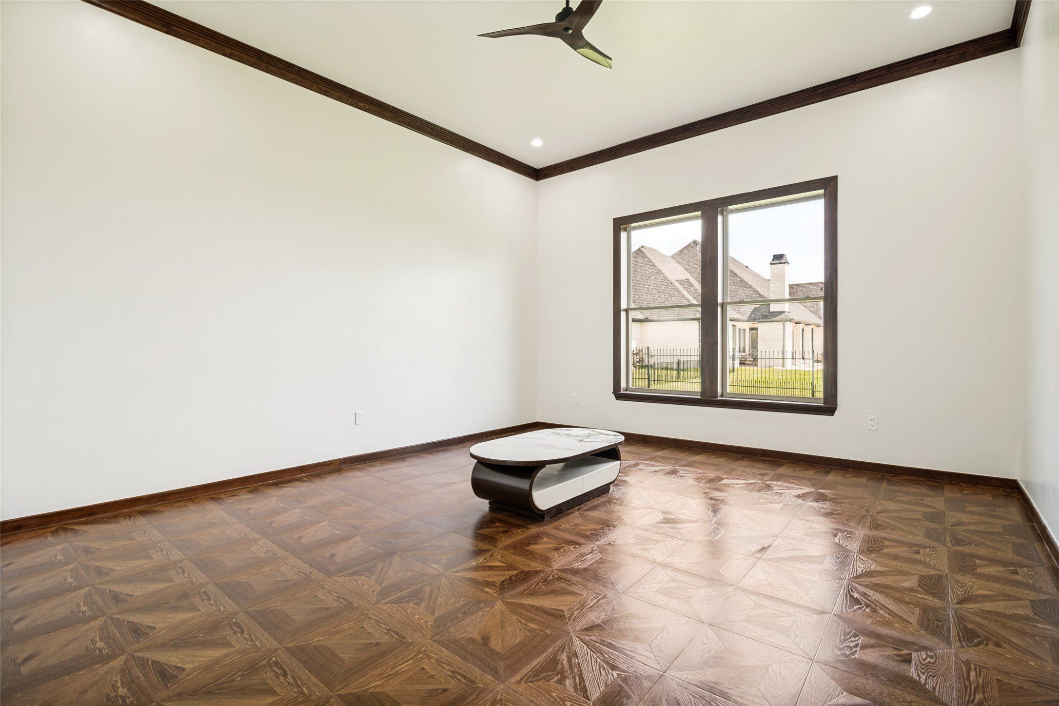 1020 Kingsbridge Lane. Rockwall, TX 75032