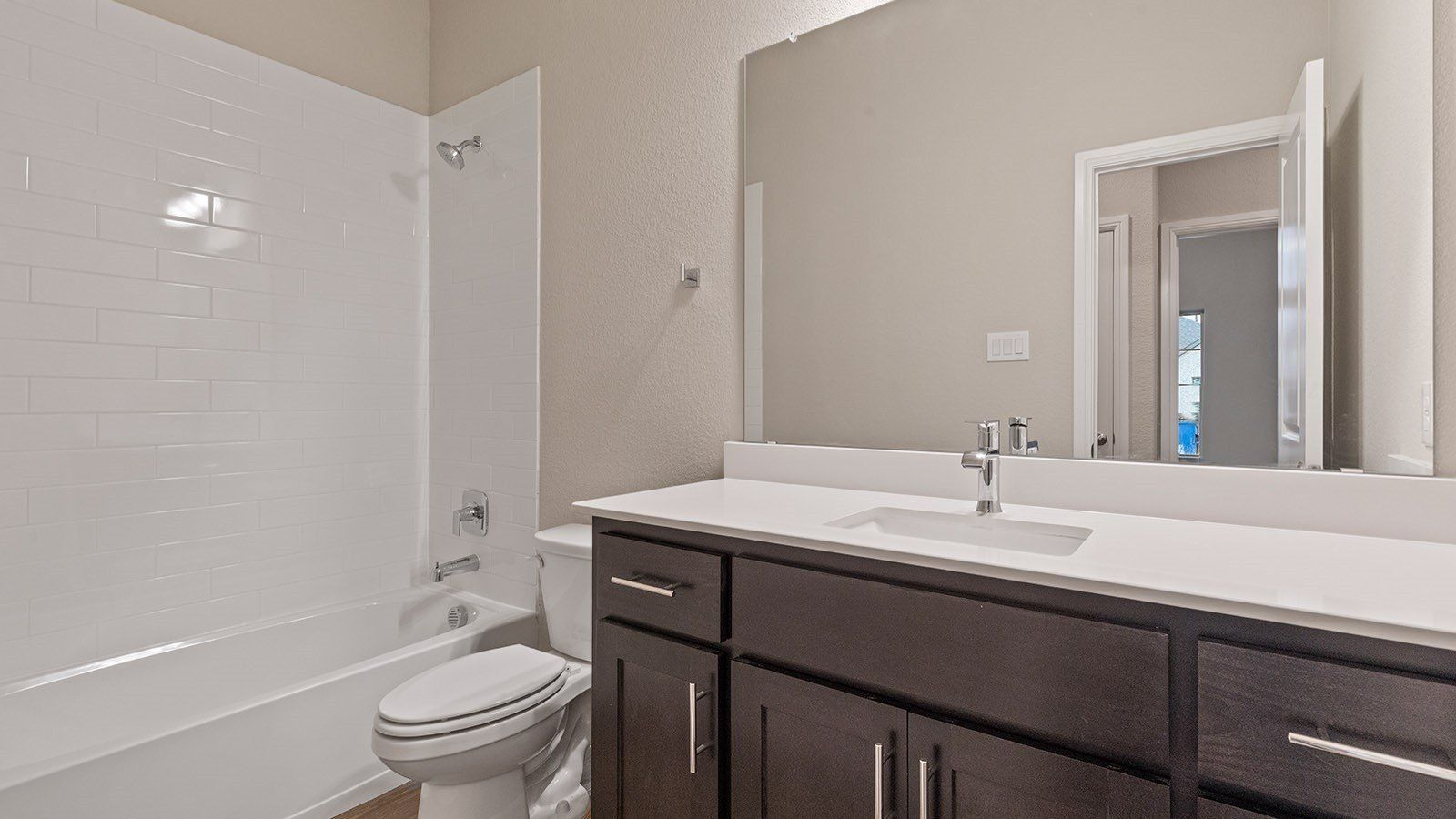 3284 Pier View Street. Midlothian, TX 76065