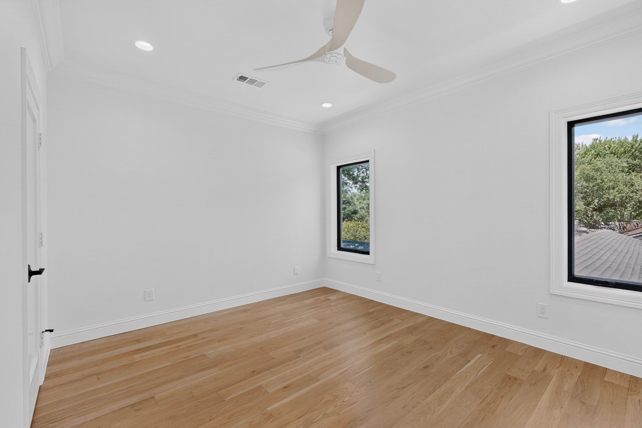 513 Lawnmeadow Drive. Richardson, TX 75080