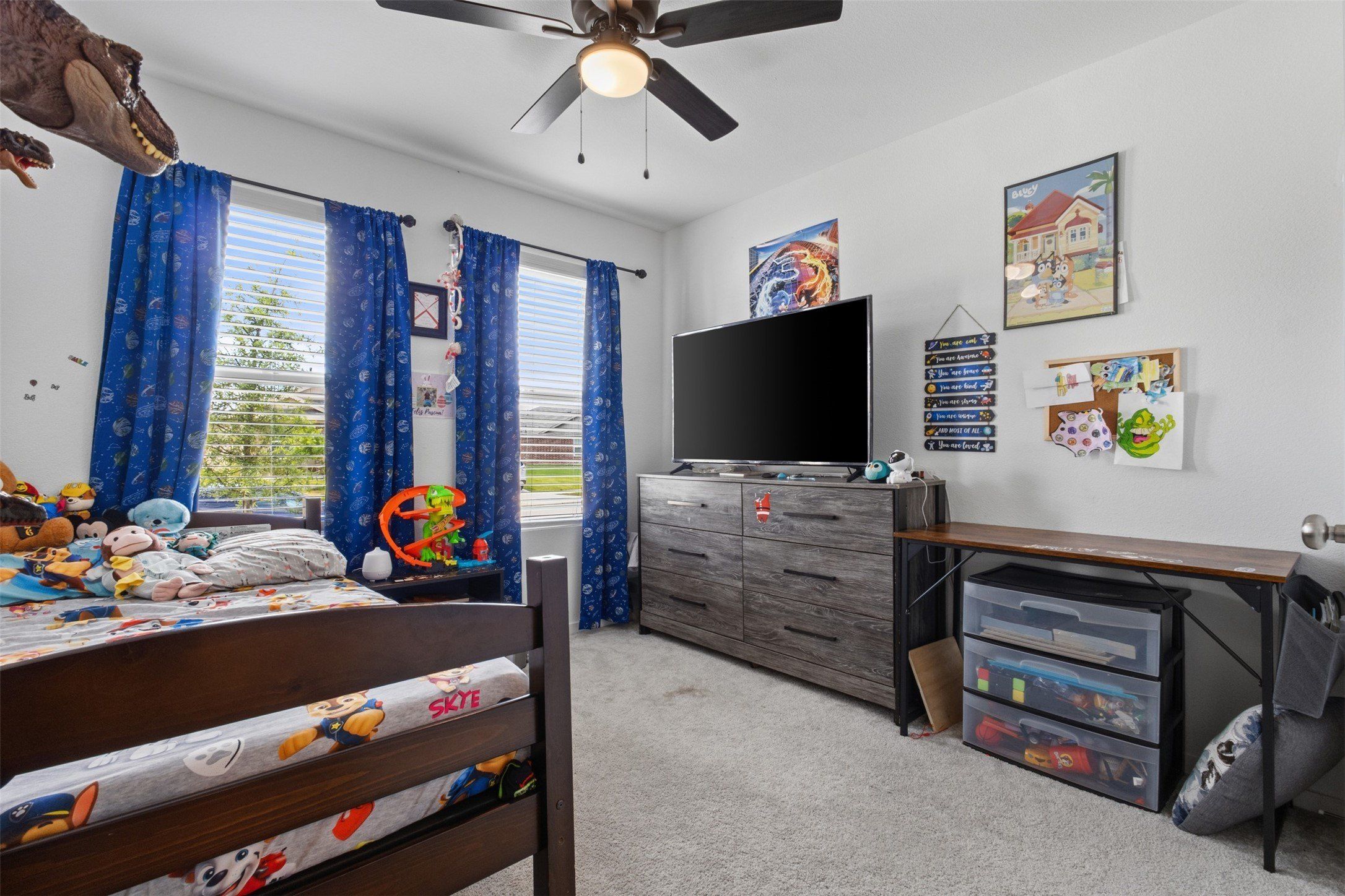 4958 Meadow Glen Drive. Ennis, TX 75119