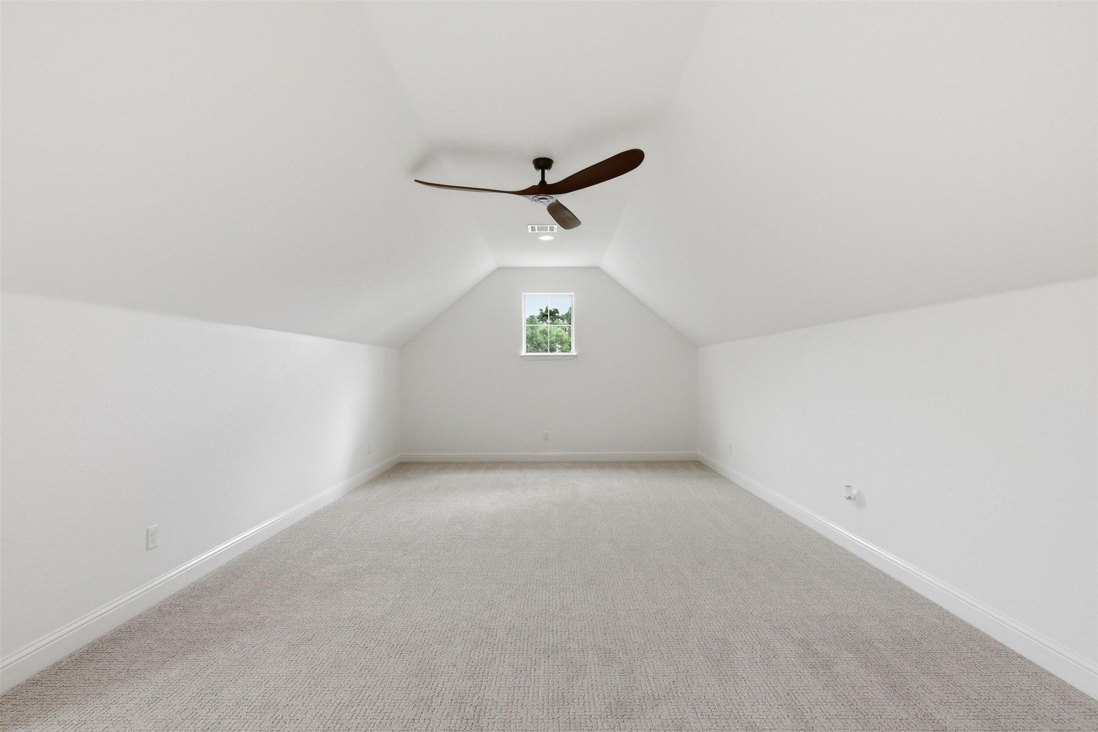 273 Martin Drive. Granbury, TX 76049