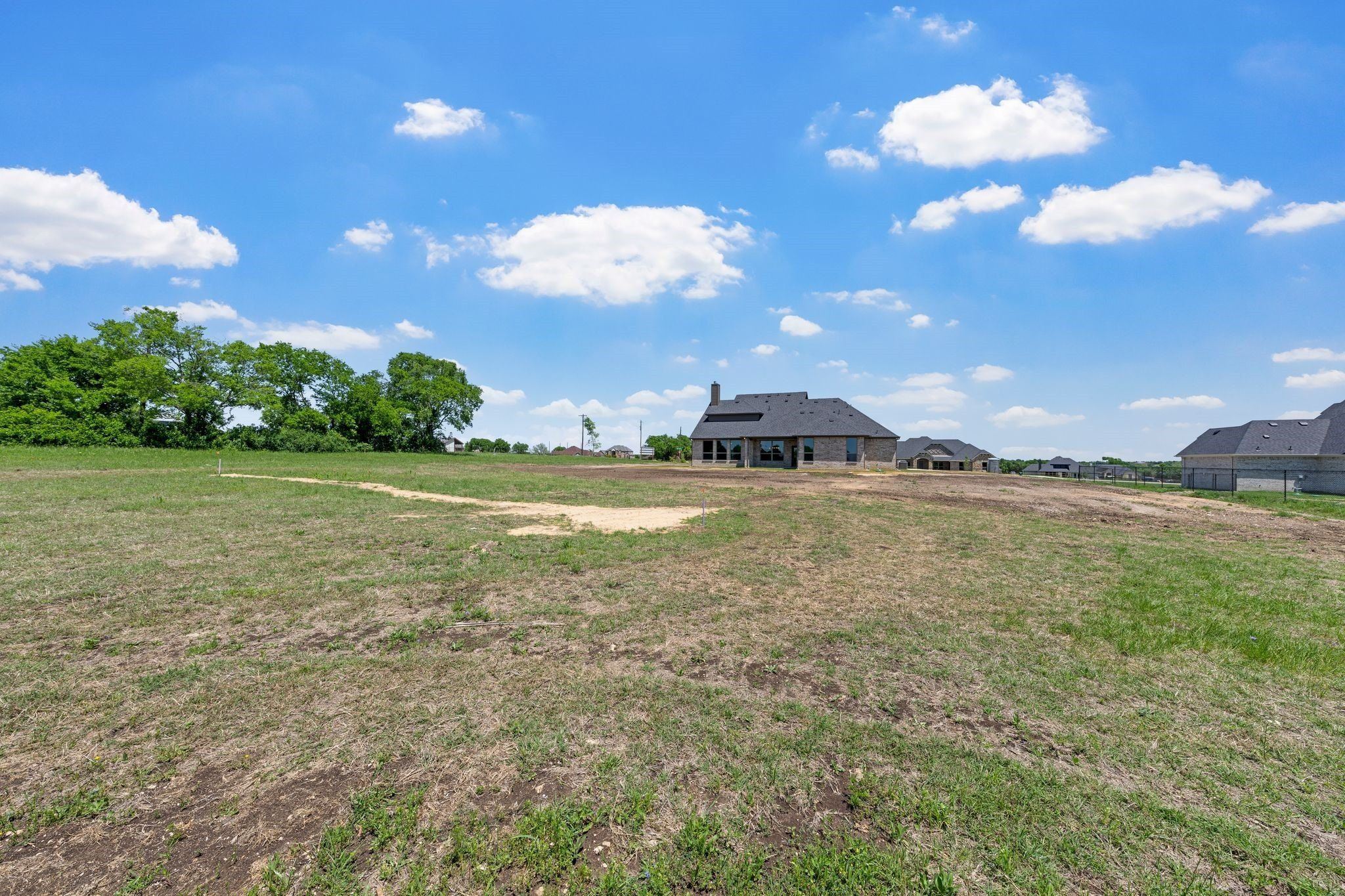 2561 Posey Lane. Waxahachie, TX 75167