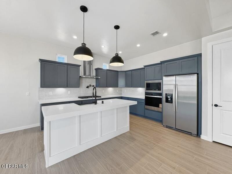 14432 Desert Wind Drive. Horizon City, TX 79928