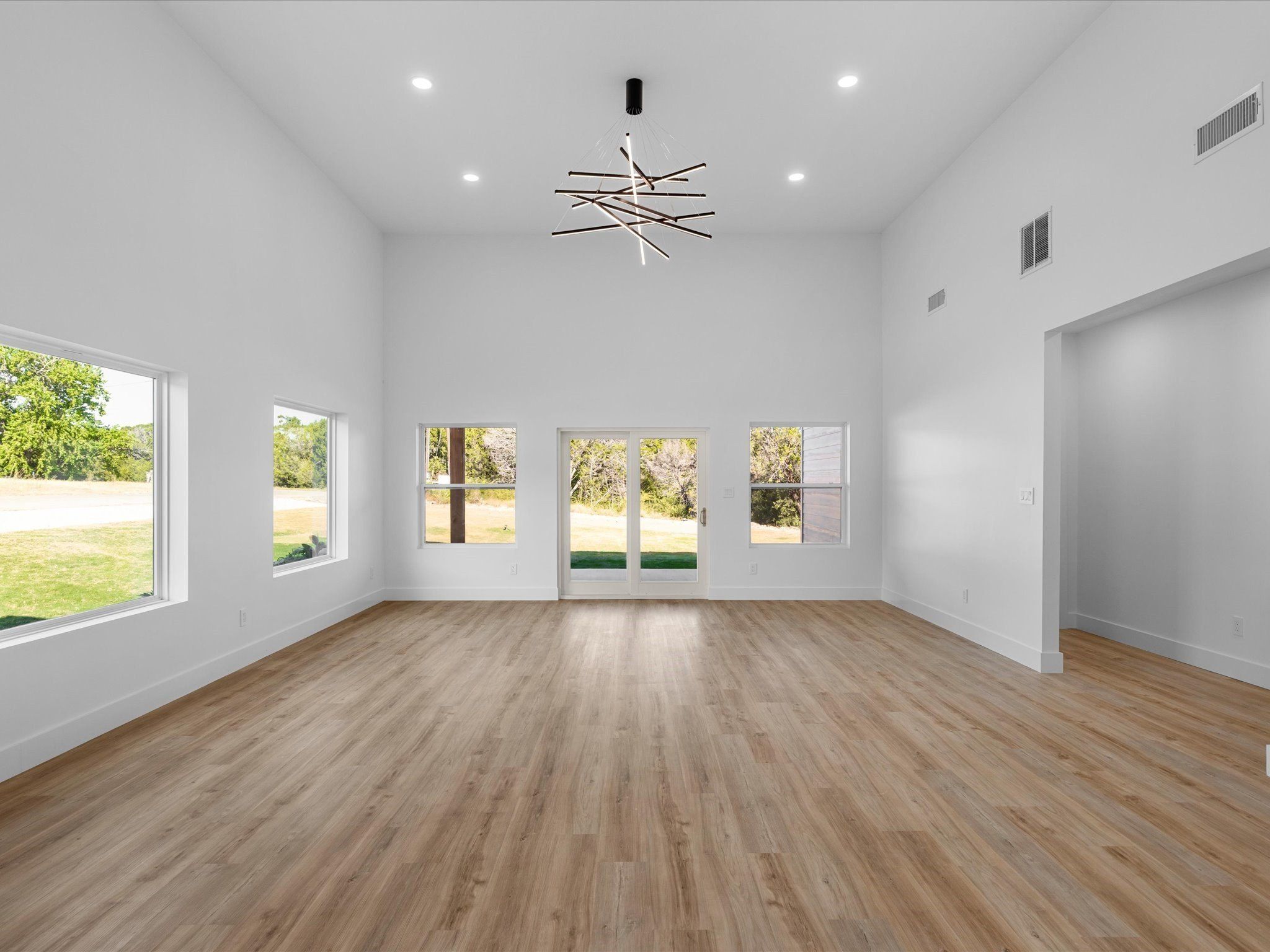 3501 Sleepy Water Road. Granbury, TX 76048