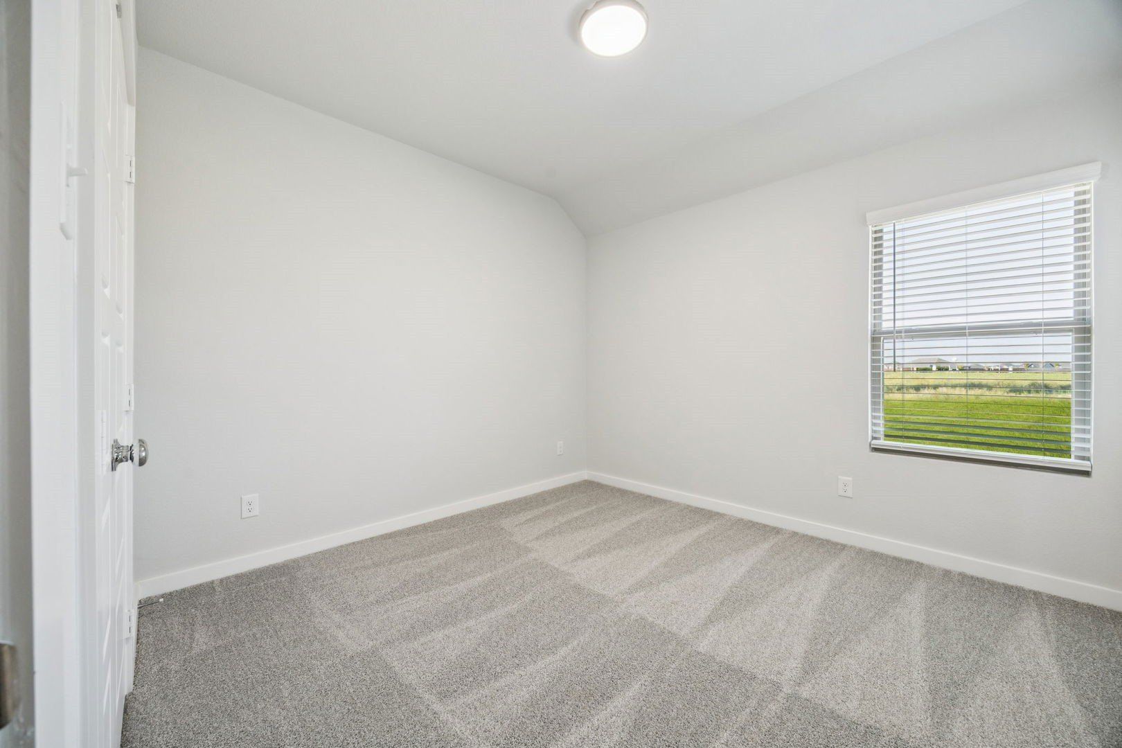 6653 Coyote Valley Trail. Fort Worth, TX 76036