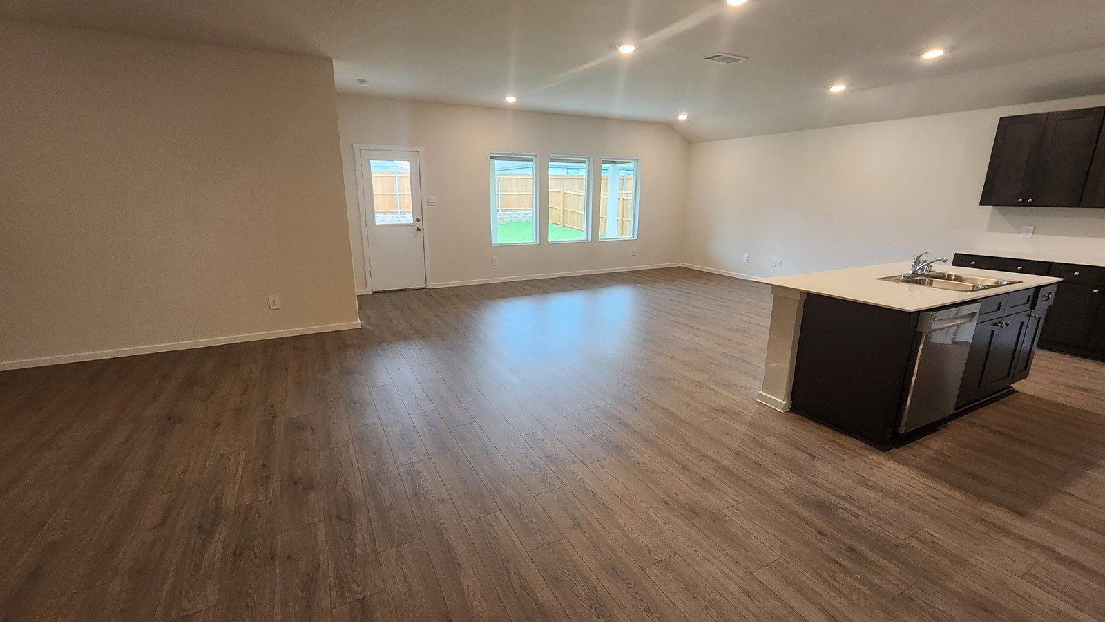 408 White Willow Drive. Josephine, TX 75189