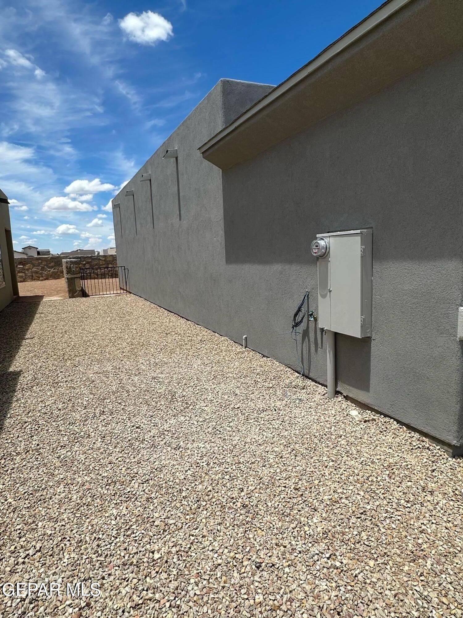 12849 Kingsbury Avenue. El Paso, TX 79928