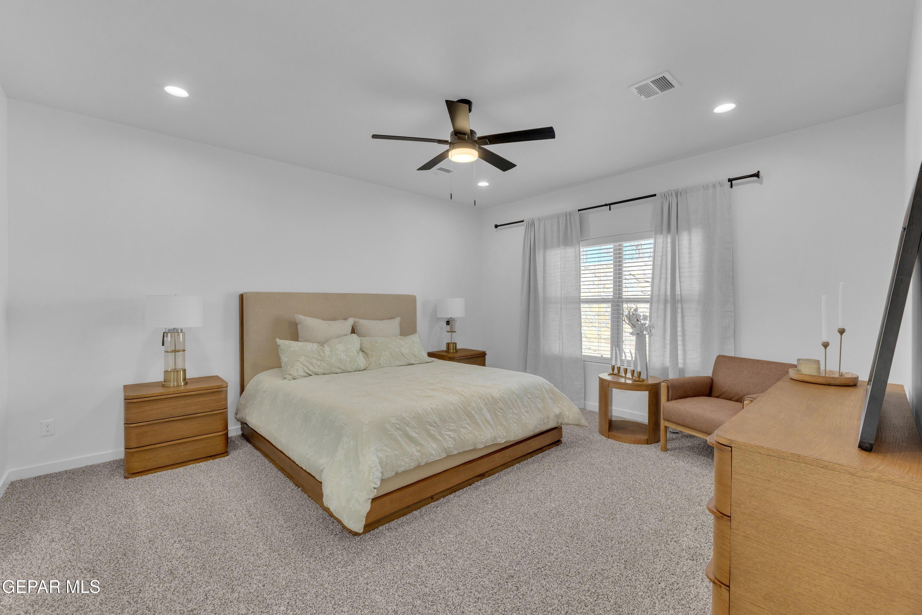 12864 Kingsbury Avenue. El Paso, TX 79928