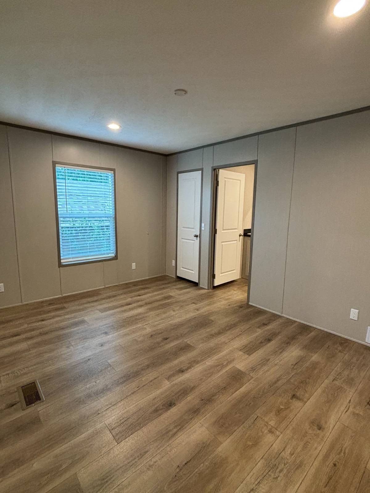 13 Espinosa Dr. Austin, TX 78744