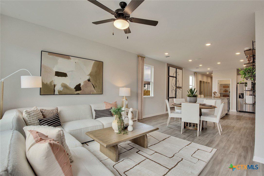 12000 Ellena Cove. Austin, TX 78747