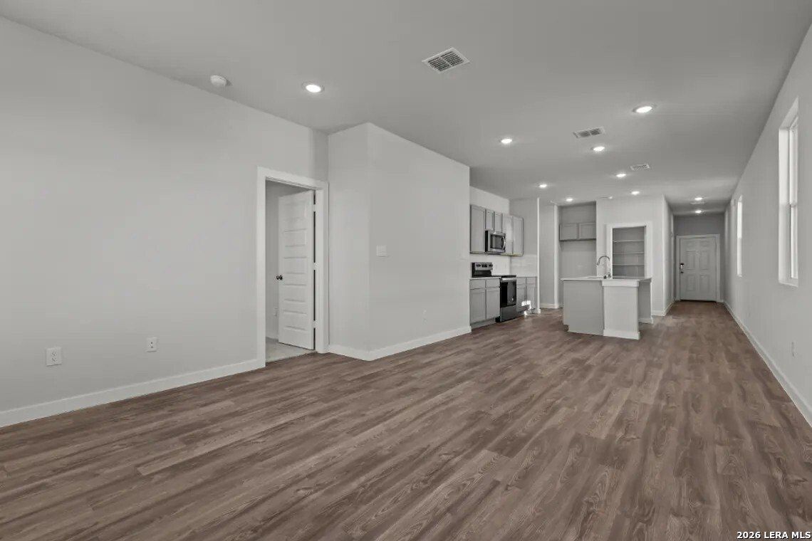 9963 Chavaneaux Lndg. San Antonio, TX 78221