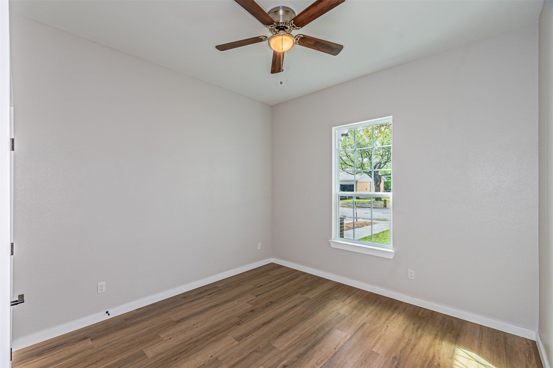 901 Bandera Lane. Garland, TX 75040