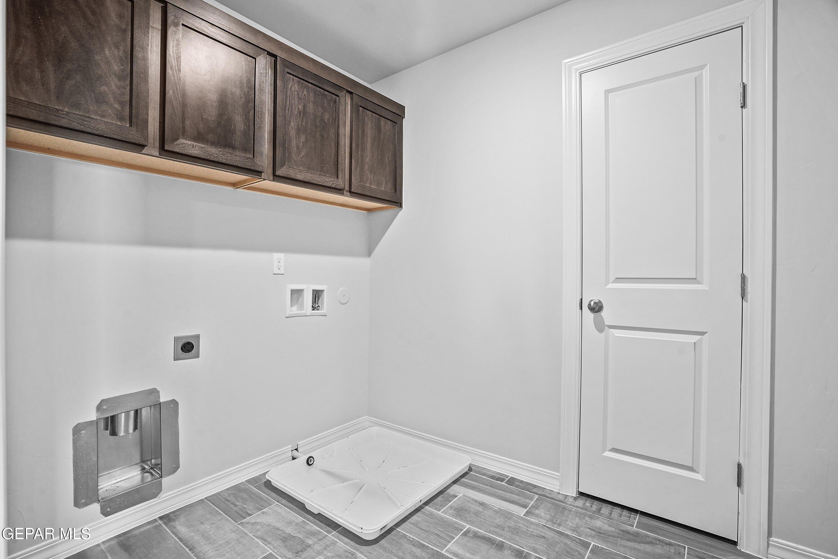 985 Barbara Avenue. Socorro, TX 79927