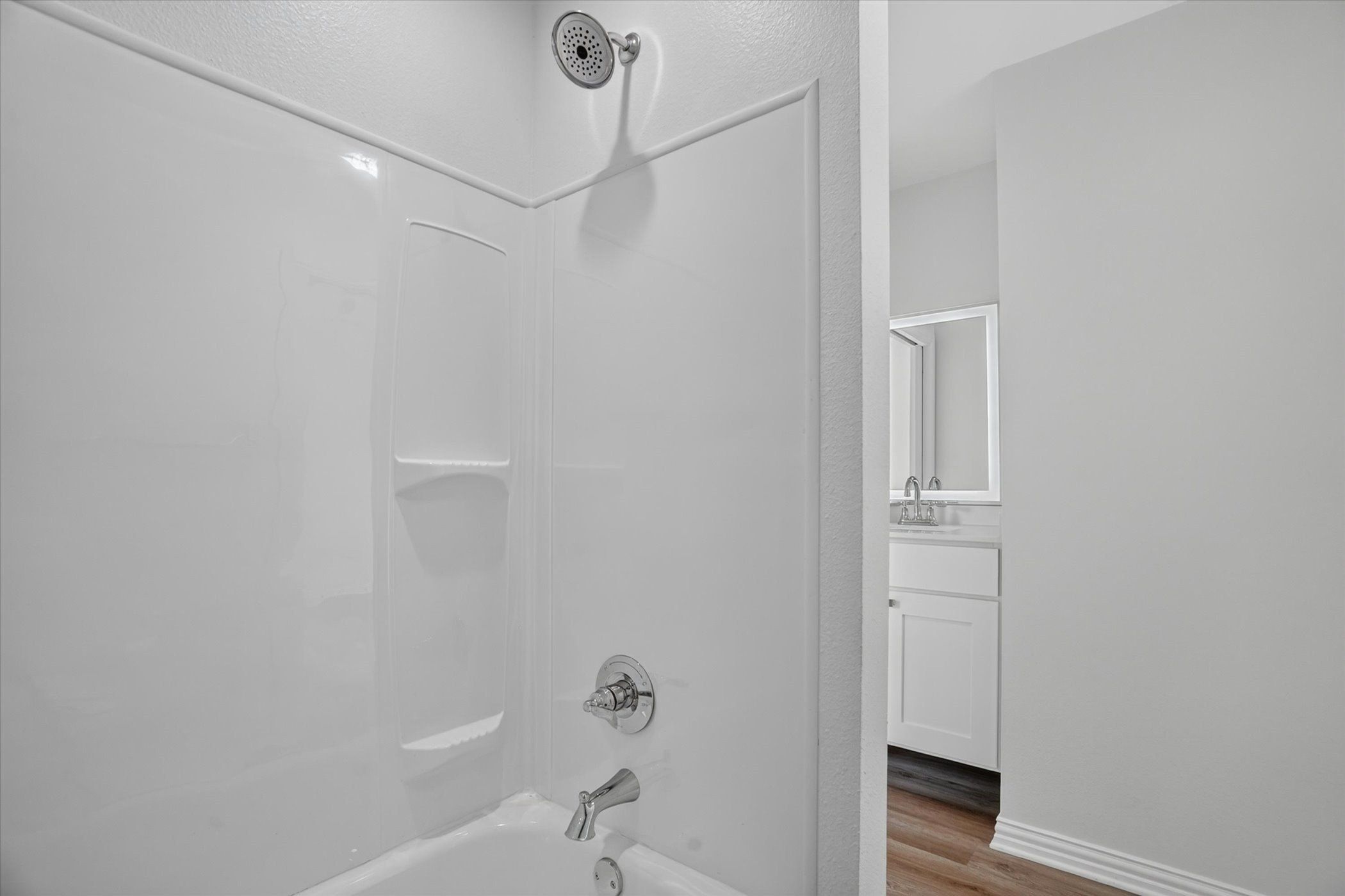 7007 Clarke Drive. Lake Worth, TX 76135