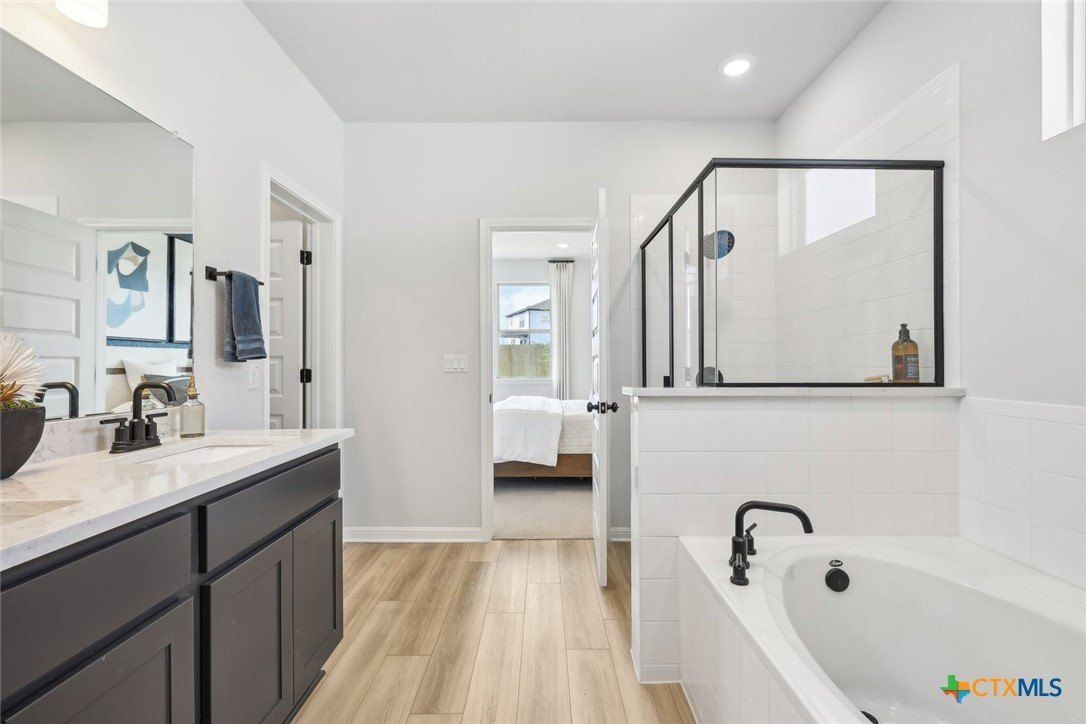 4704 Native Pearl Lane. Austin, TX 78754