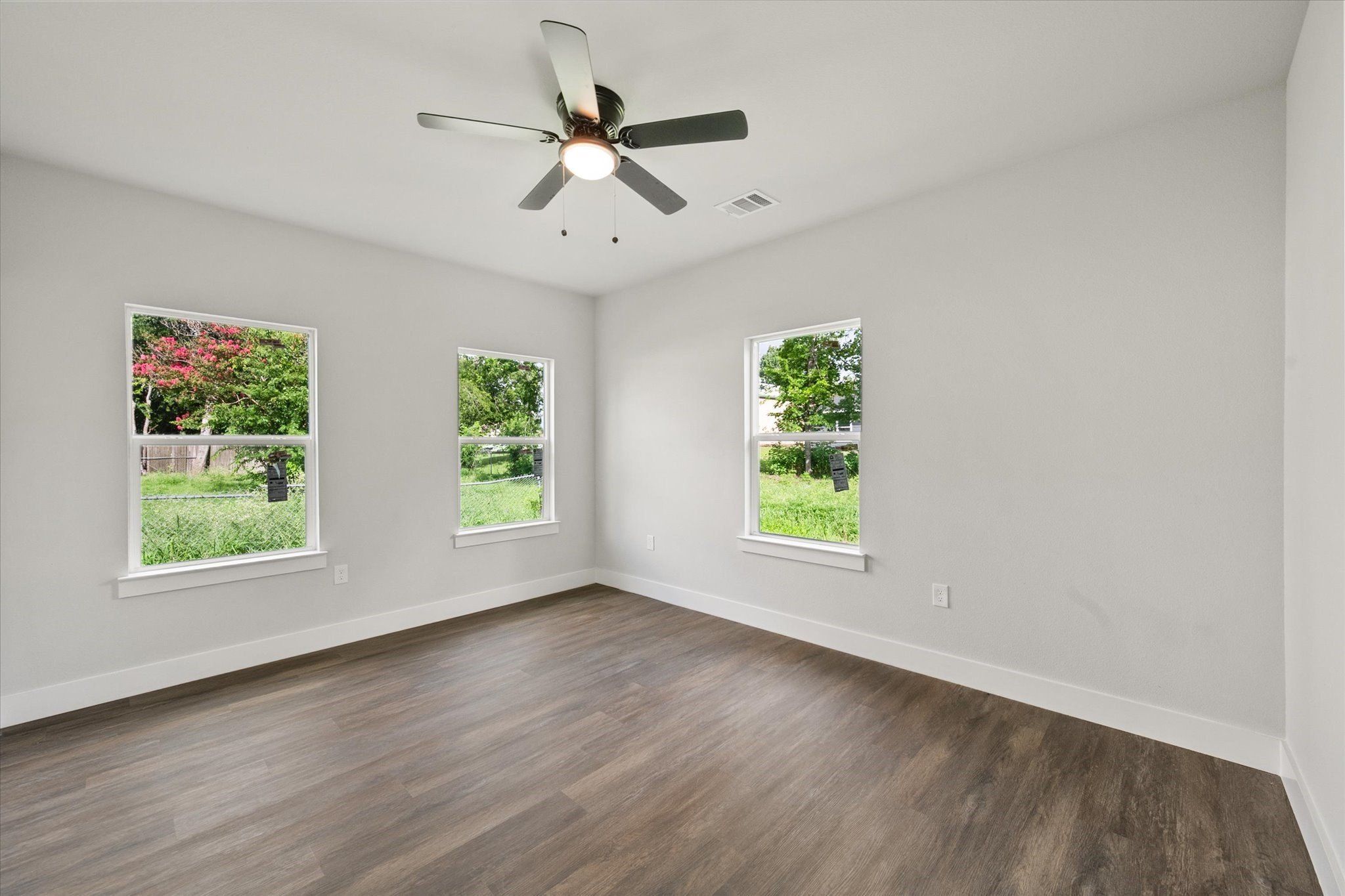 1206 E 11Th. Corsicana, TX 75110