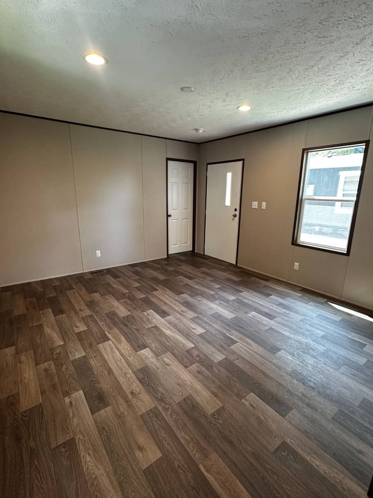 37 Palma Cir. Austin, TX 78744