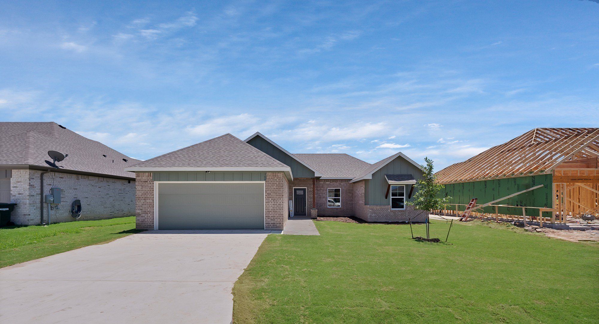 109 Panther Loop. Mabank, TX 75147