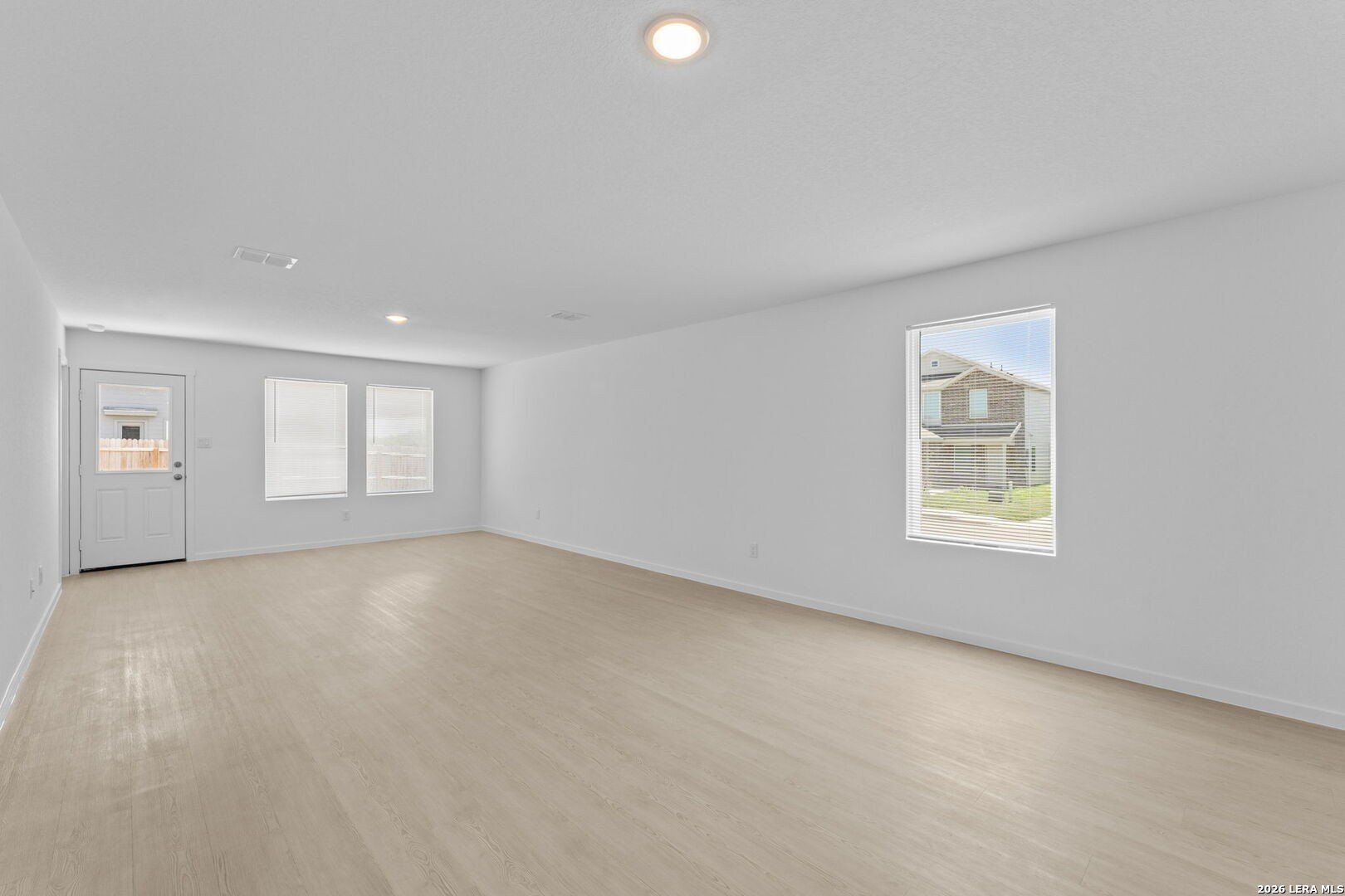 5661 Jasper Place. San Antonio, TX 78223
