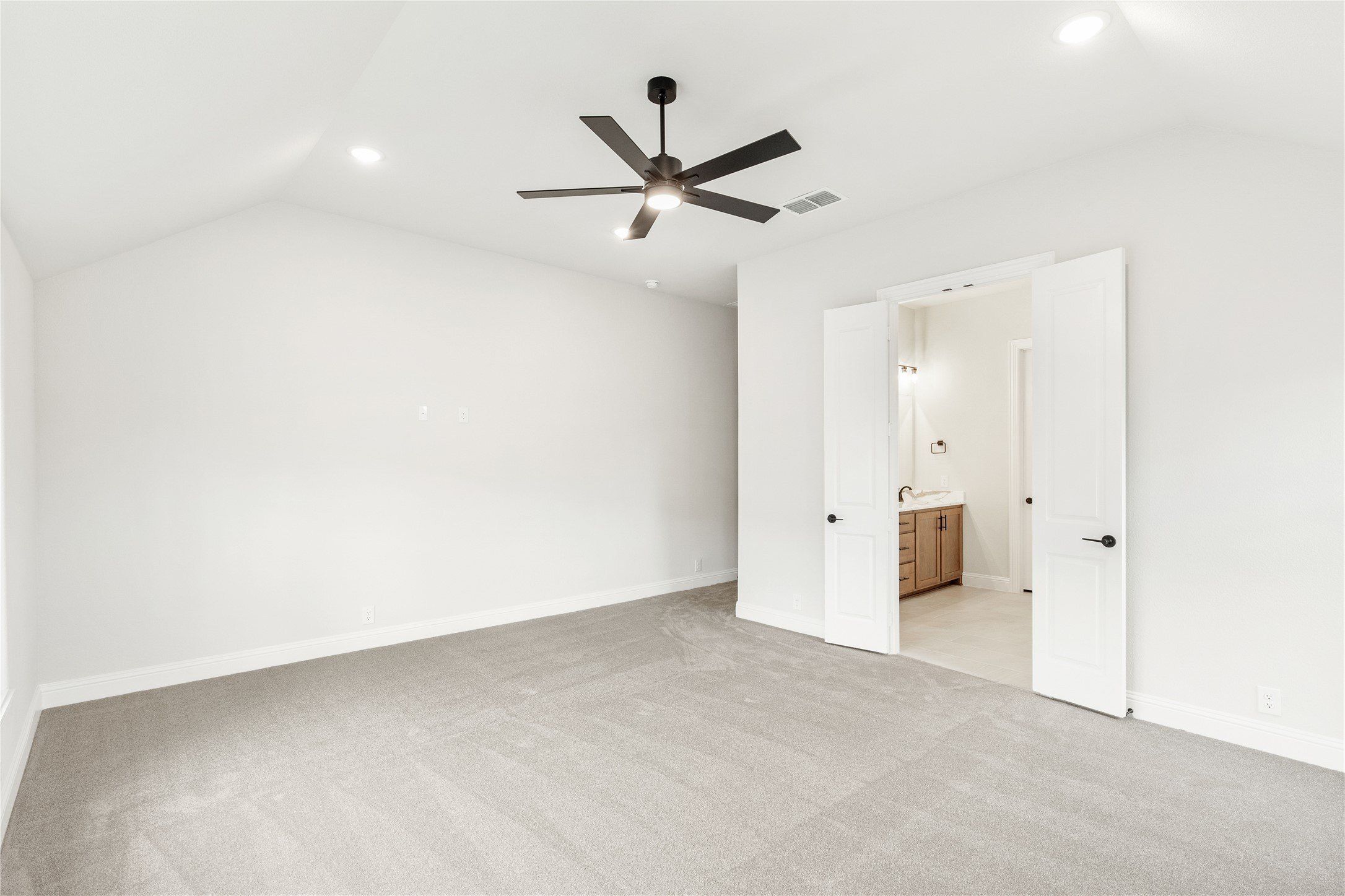 2309 Legacy Oaks Lane. Bedford, TX 76021