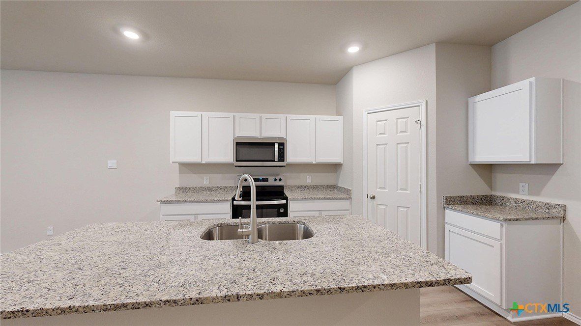 1110 Stone Valley Road. Temple, TX 76502