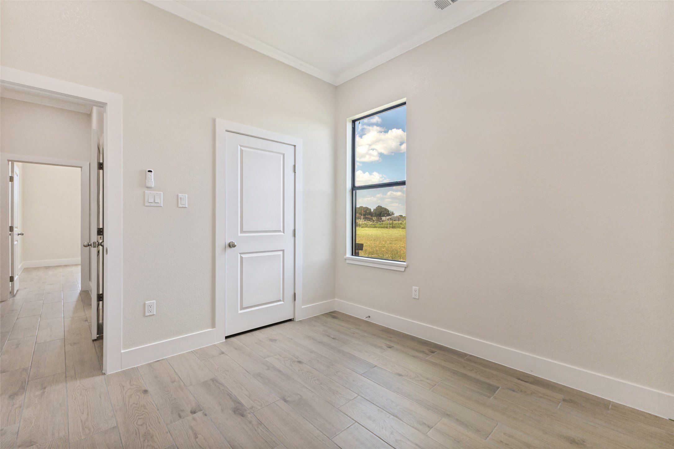3150 Crisp Road. Ennis, TX 75119