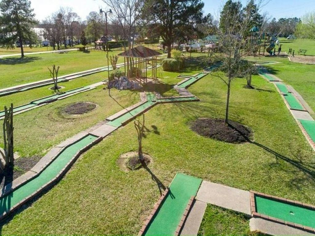 11720 Thousand Trails Rd The Reserve. Willis, TX 77318