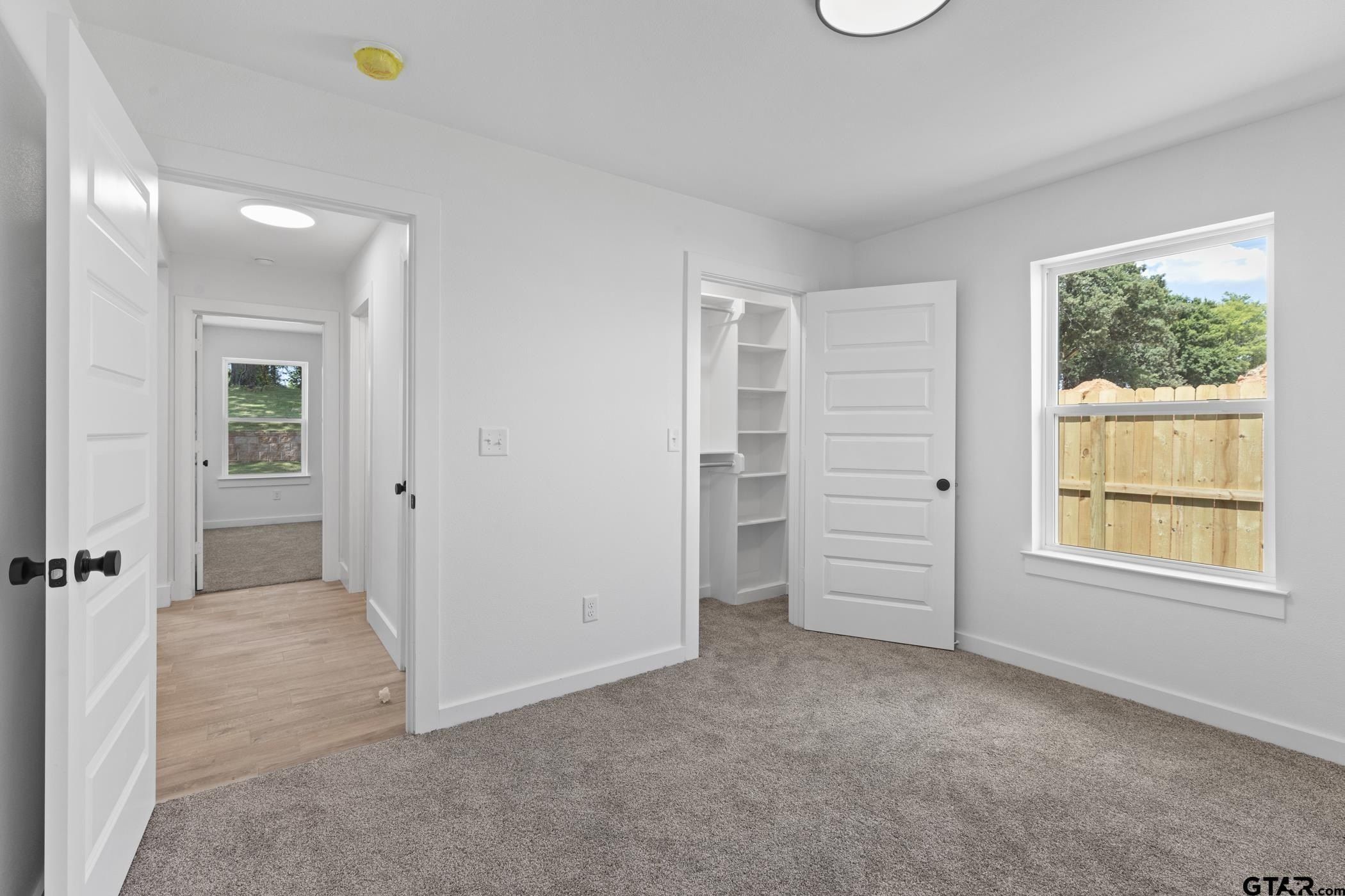 16522 Crossing Circle. Lindale, TX 75771