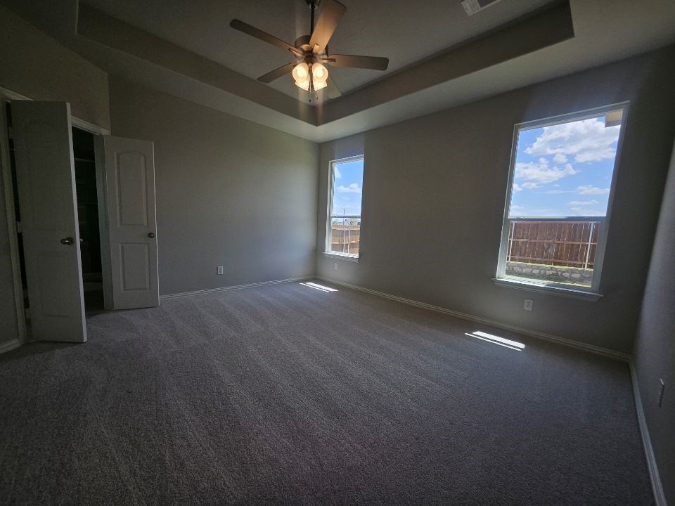 3005 Leopard Lane. Ennis, TX 75119