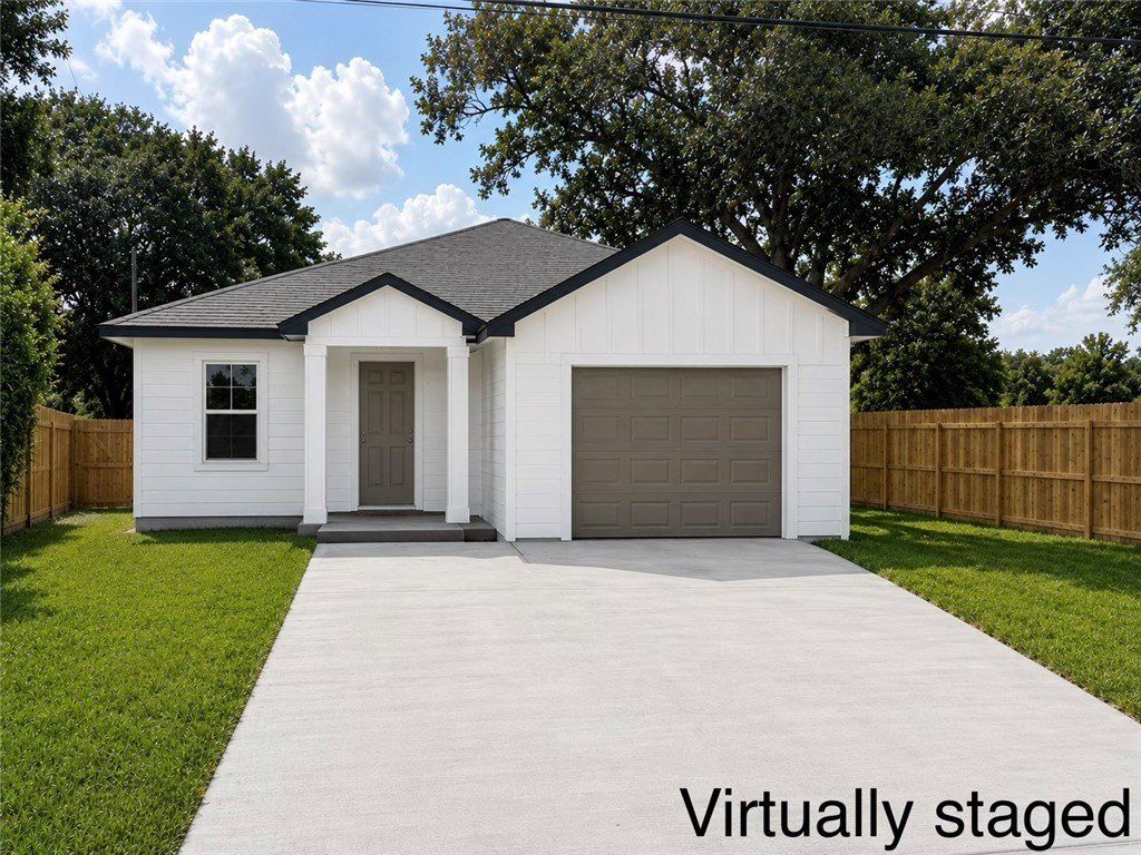2606 Mccain Drive. Corpus Christi, TX 78410