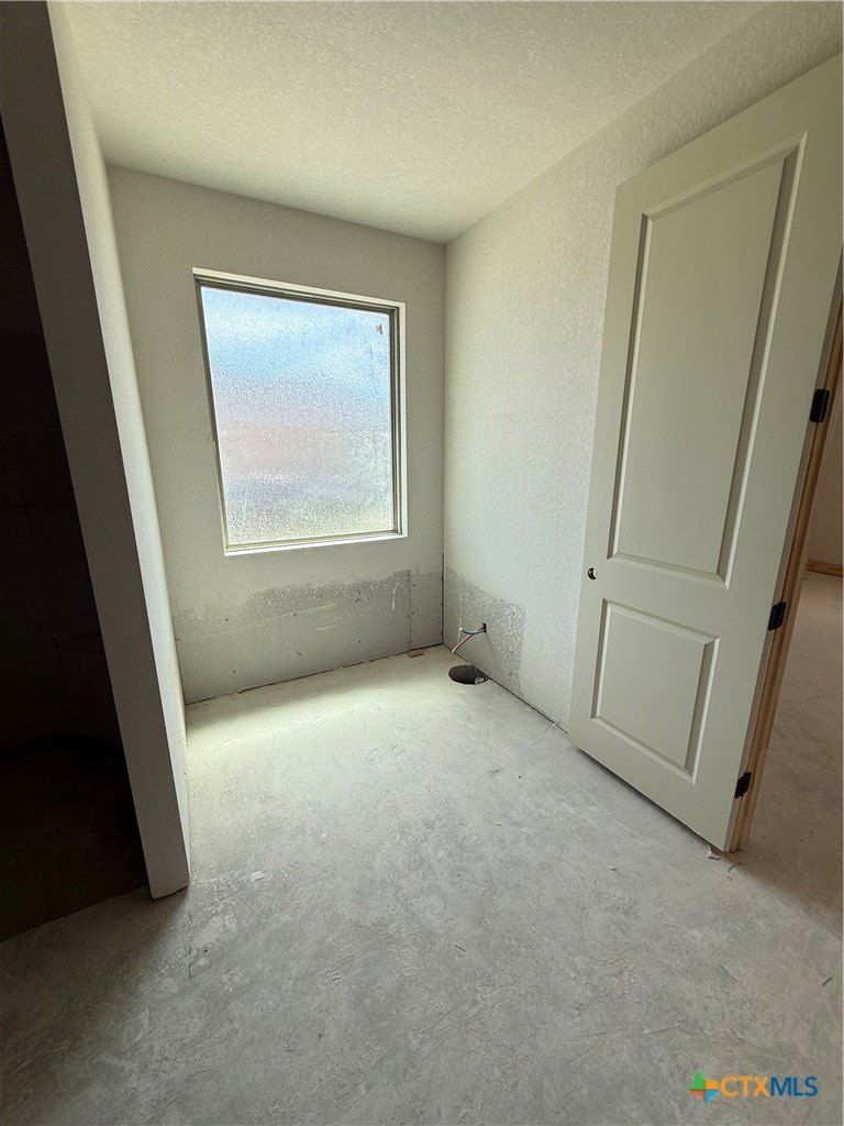 4238 Cold Springs Road. Kempner, TX 76539