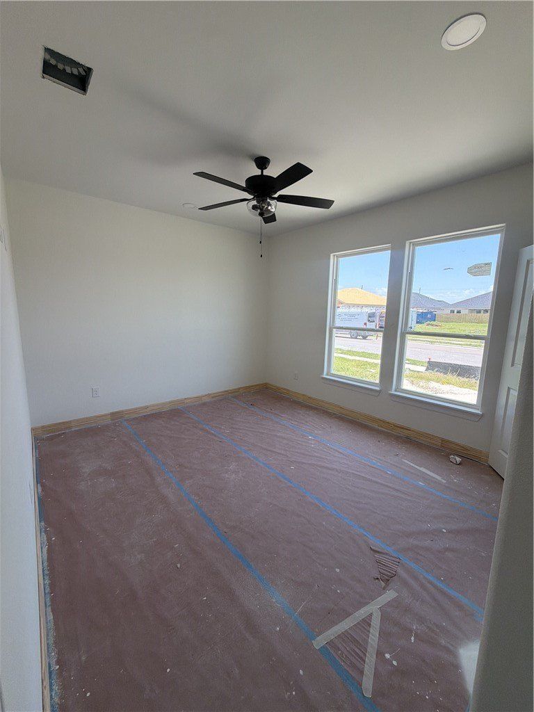 1810 Spoonbill Drive. Portland, TX 78374