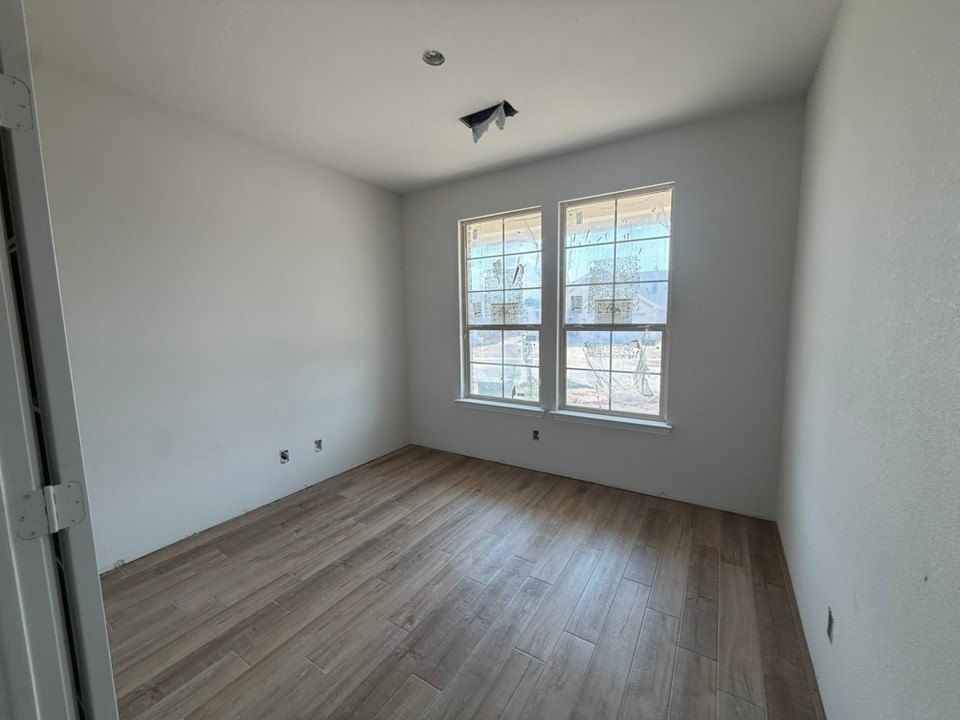 512 Vista Ridge Drive. Weatherford, TX 76087