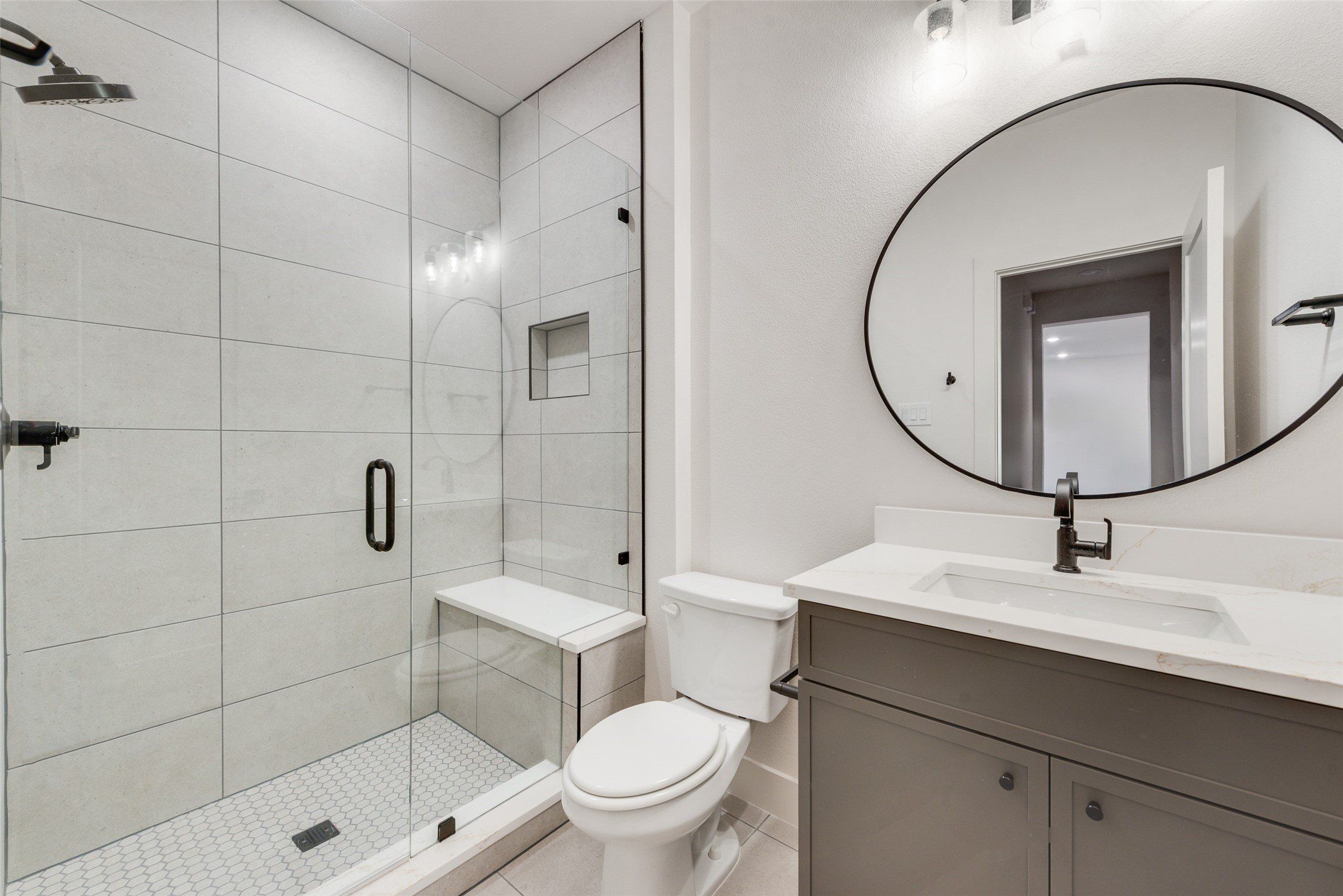 444 Waters Edge Drive. Hickory Creek, TX 75065