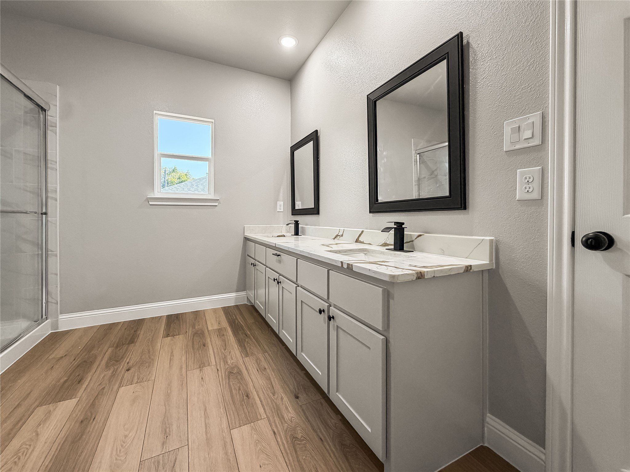 2212 Polk Street. Greenville, TX 75401