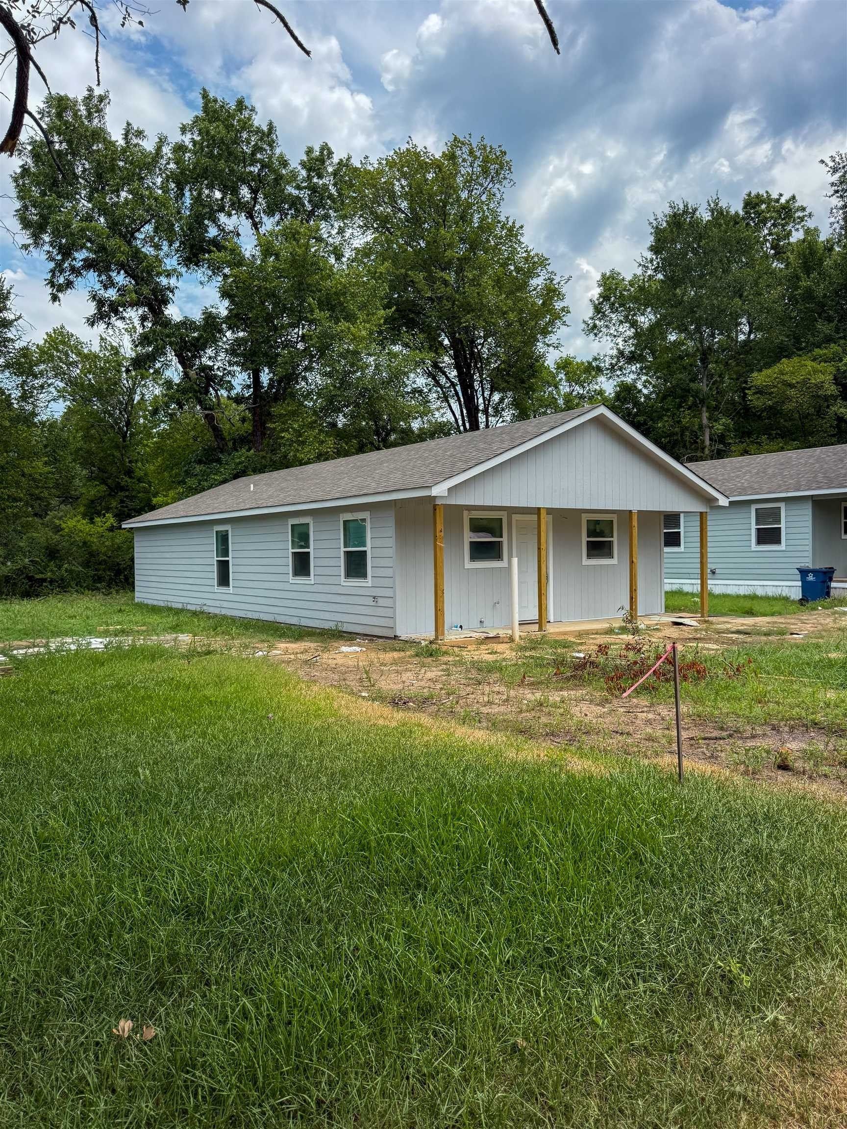 412 Godfrey St. Gladewater, TX 75647