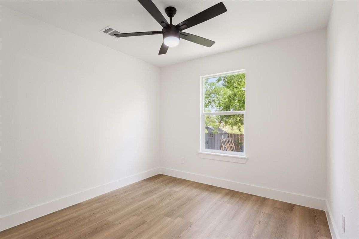212 W Madison Street. Hillsboro, TX 76645