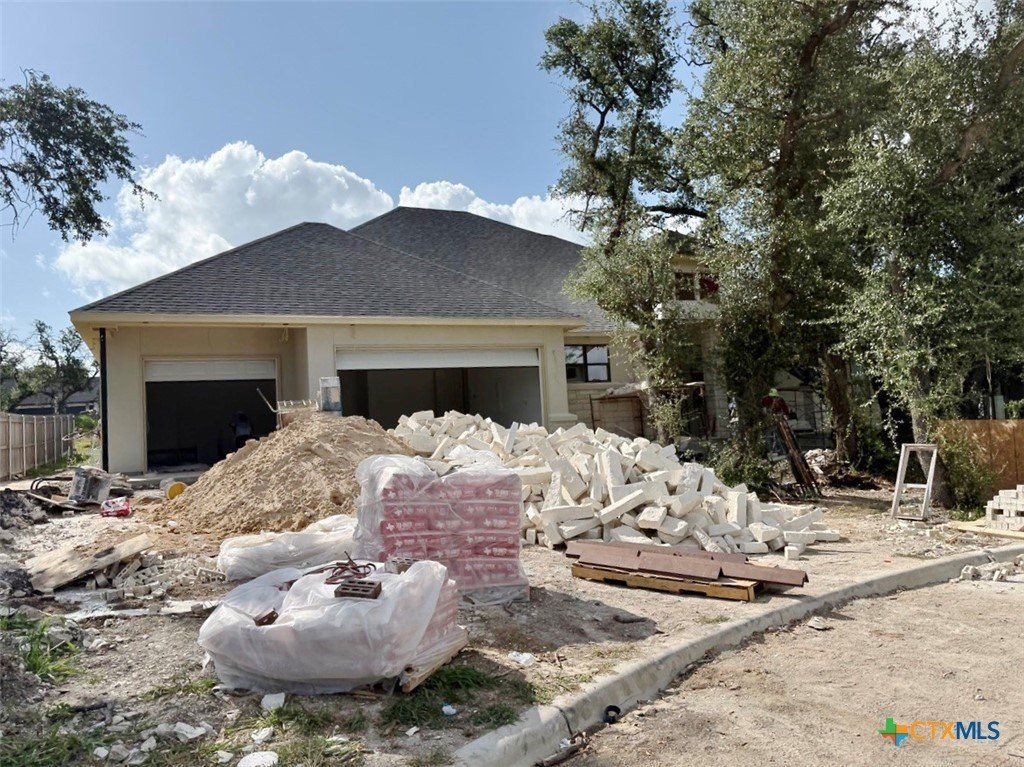 5721 Sparrow Court. Temple, TX 76502