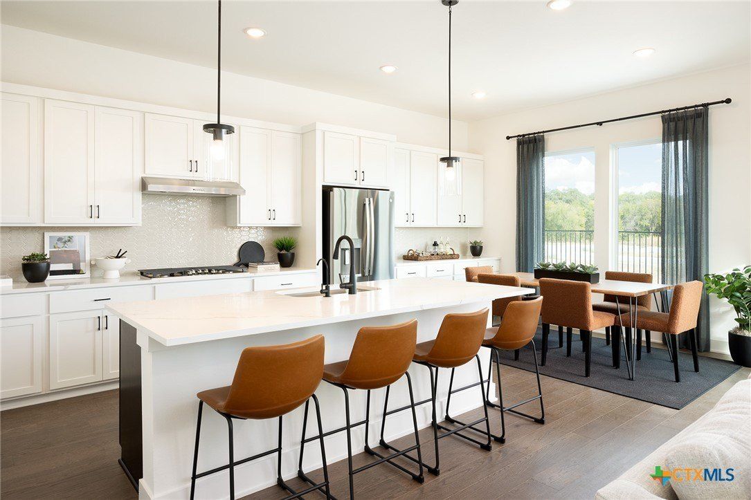 1408 Rambling Rose Road. Austin, TX 78745