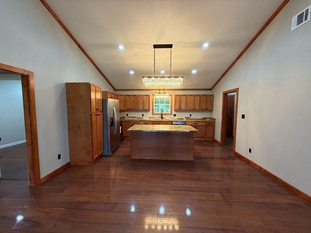 Fm Lot. Broaddus, TX 75929