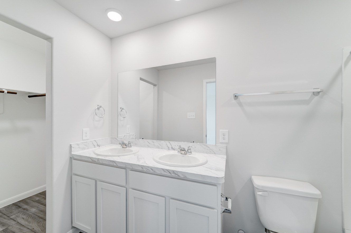 813 Cascade Drive. Hillsboro, TX 76645