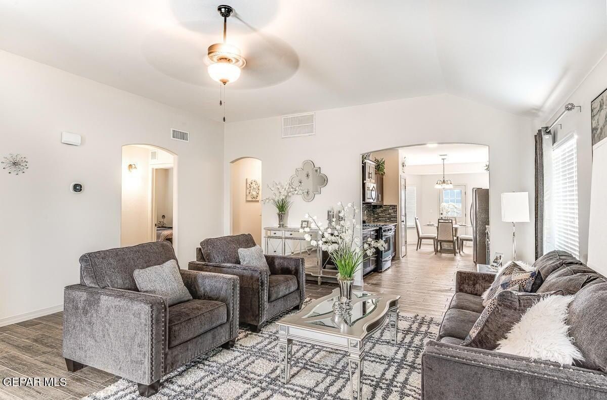361 Kindred Drive. Clint, TX 79836