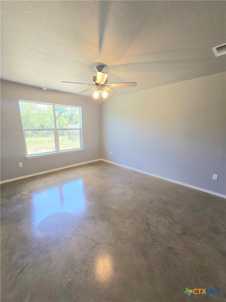 1413 Fossil Trail. Belton, TX 76513